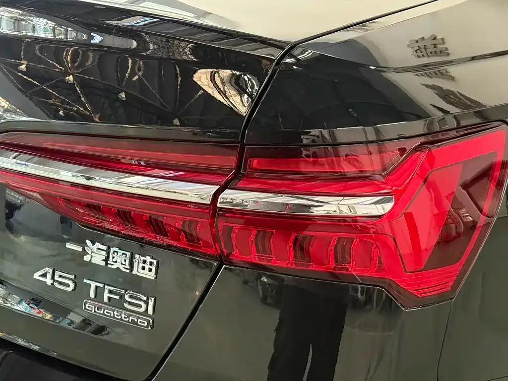 Audi A6L 2021 из CN, фото 8