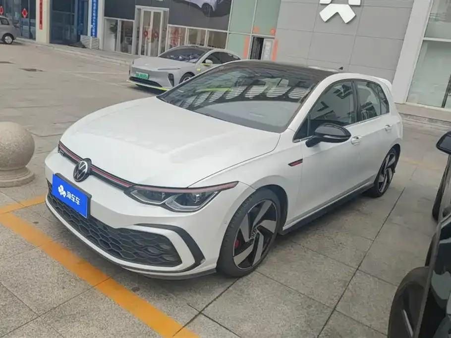 Volkswagen Golf GTI 2022 из CN, фото 1