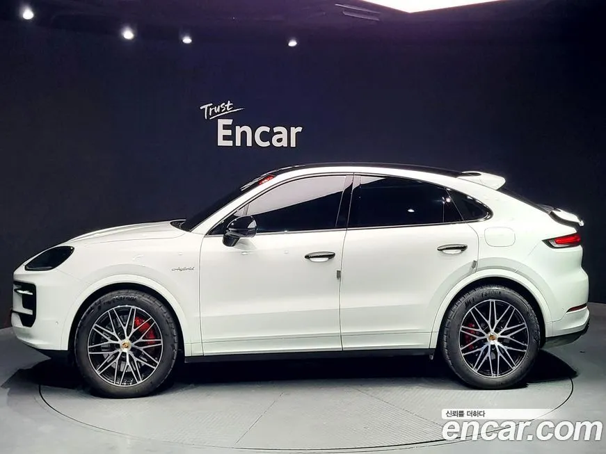Porsche Cayenne 2025 из KR, фото 2