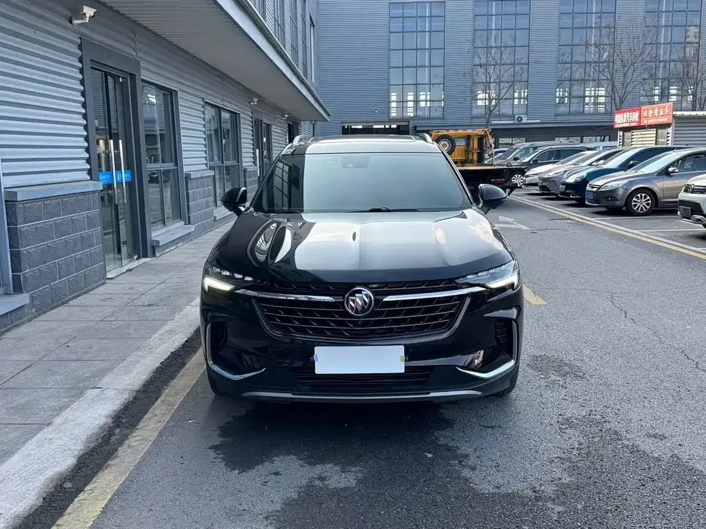 Buick Envision Plus — фото 2