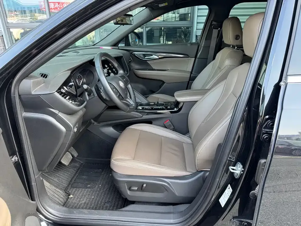 Buick Envision Plus — фото 5