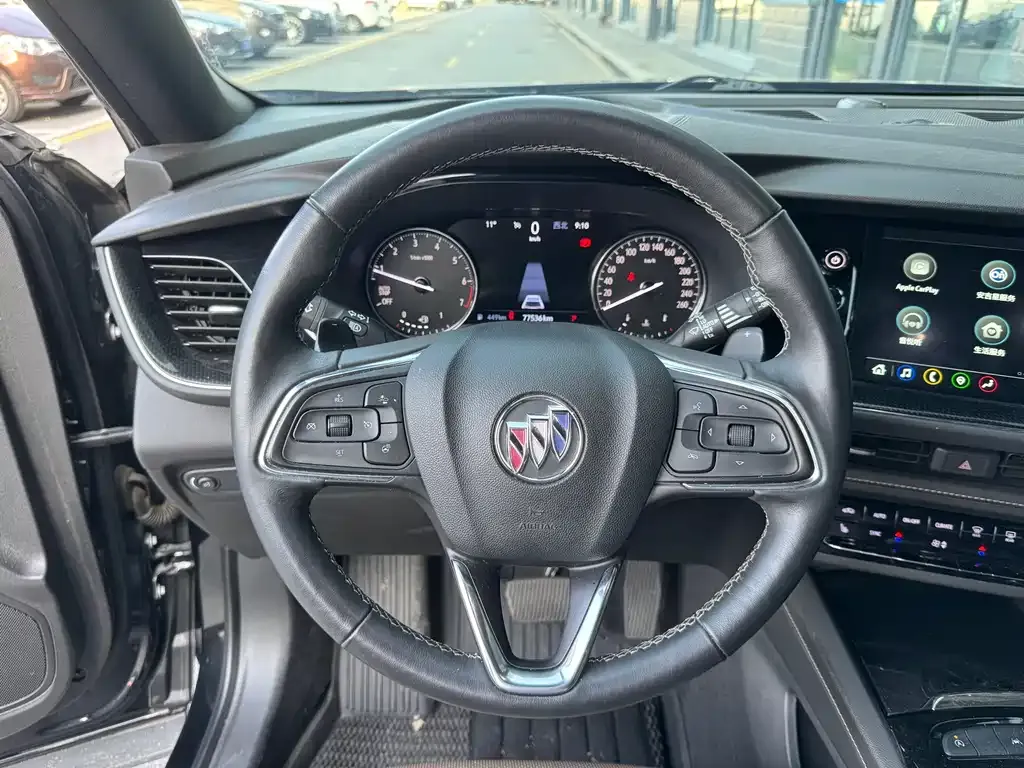 Buick Envision Plus — фото 9
