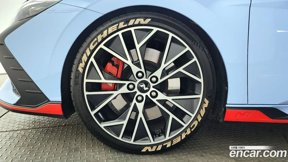 Hyundai AVANTE — фото 10