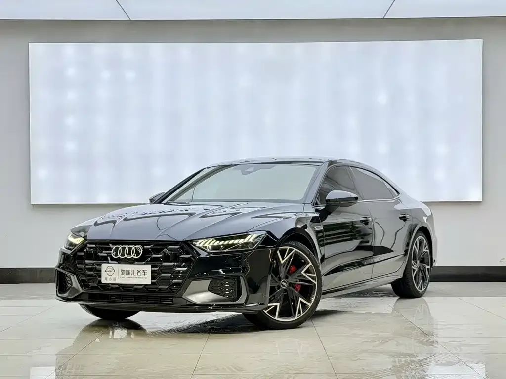 Audi A7L — фото 1