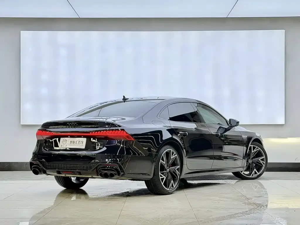 Audi A7L — фото 4