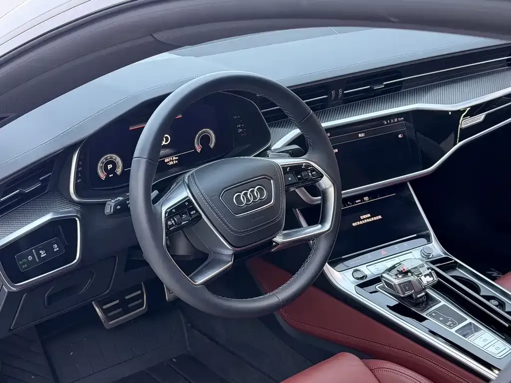 Audi A7L — фото 10