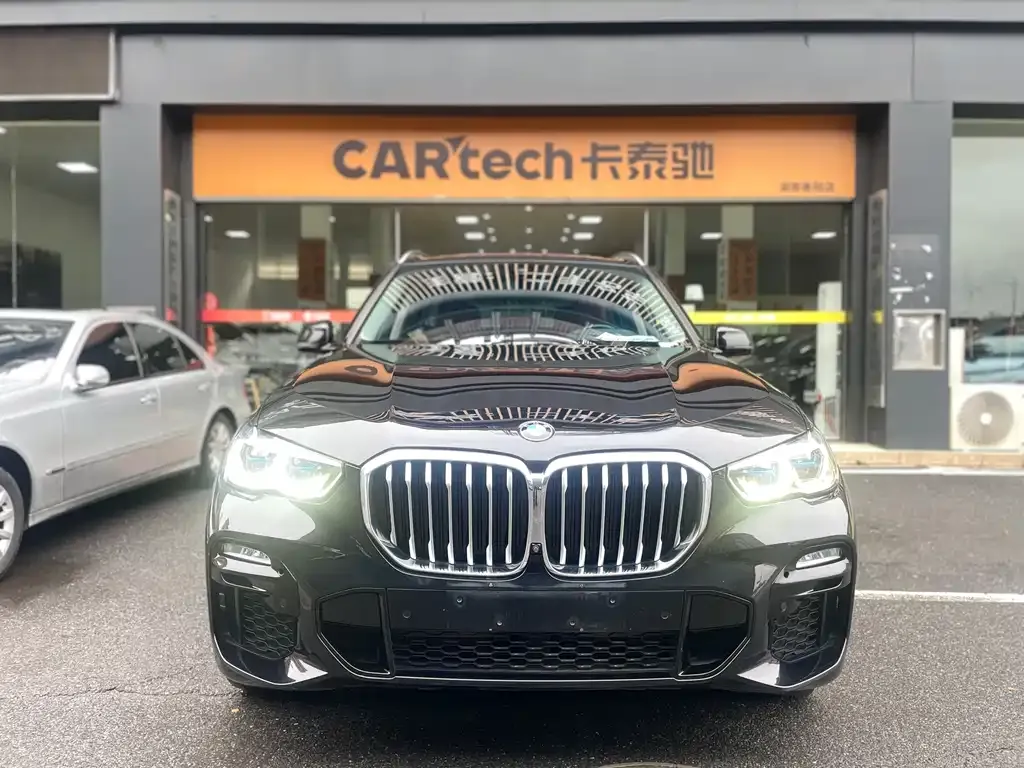 BMW X5 (Import)