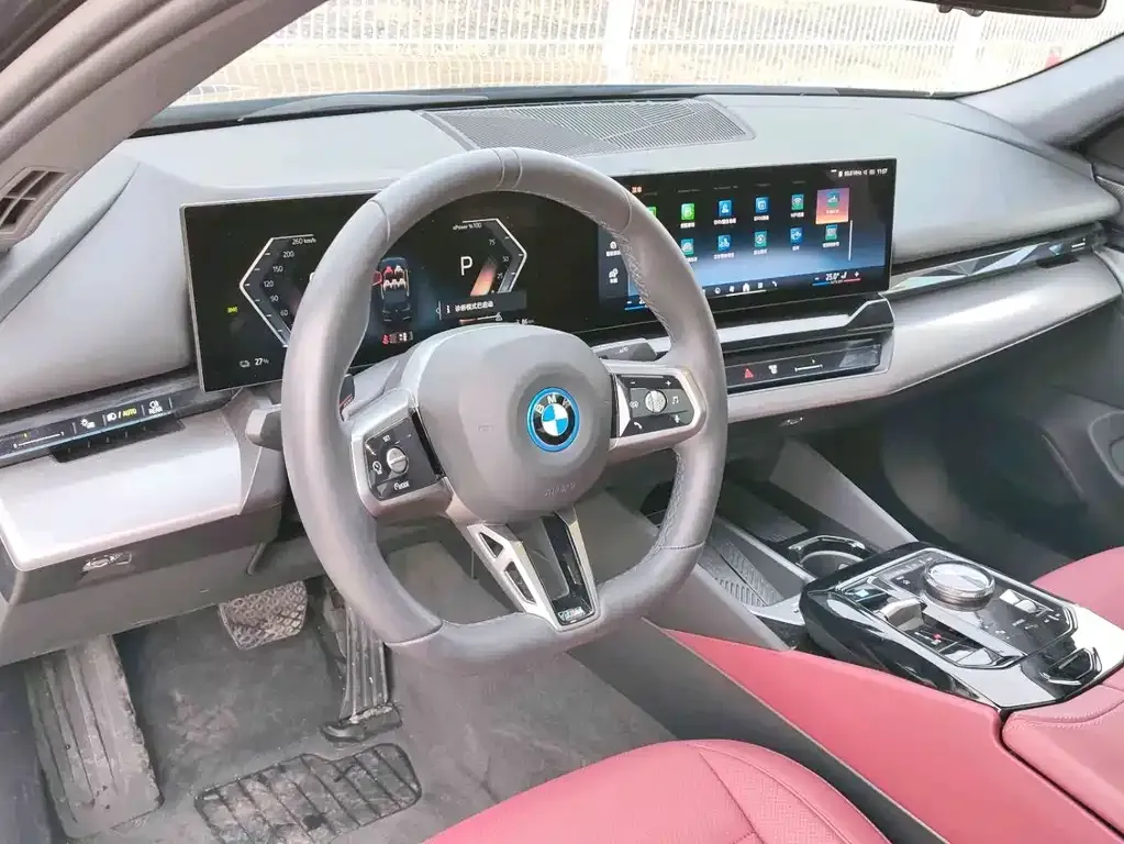 BMW i5 — фото 3