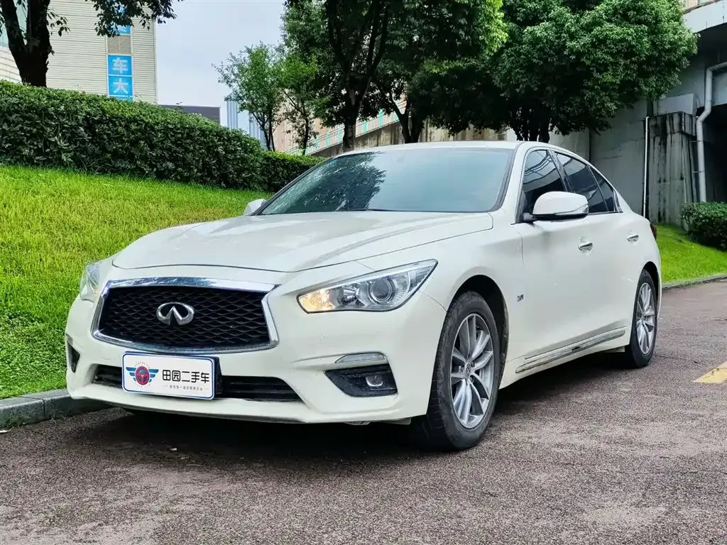 Infiniti Q50L 2023 из CN, фото 1