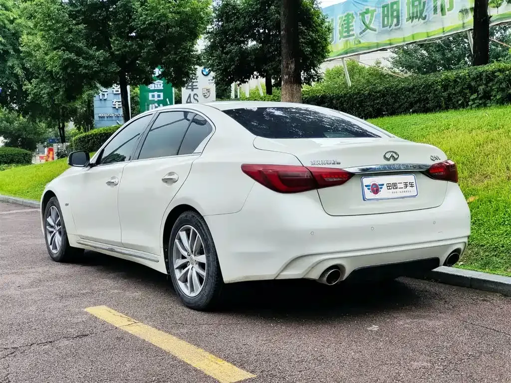 Infiniti Q50L 2023 из CN, фото 7