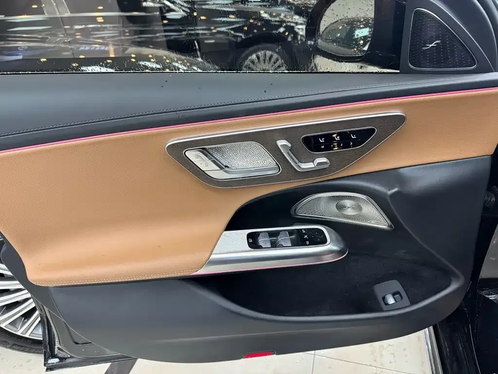 Mercedes-Benz E-Class 2024 из CN, фото 3