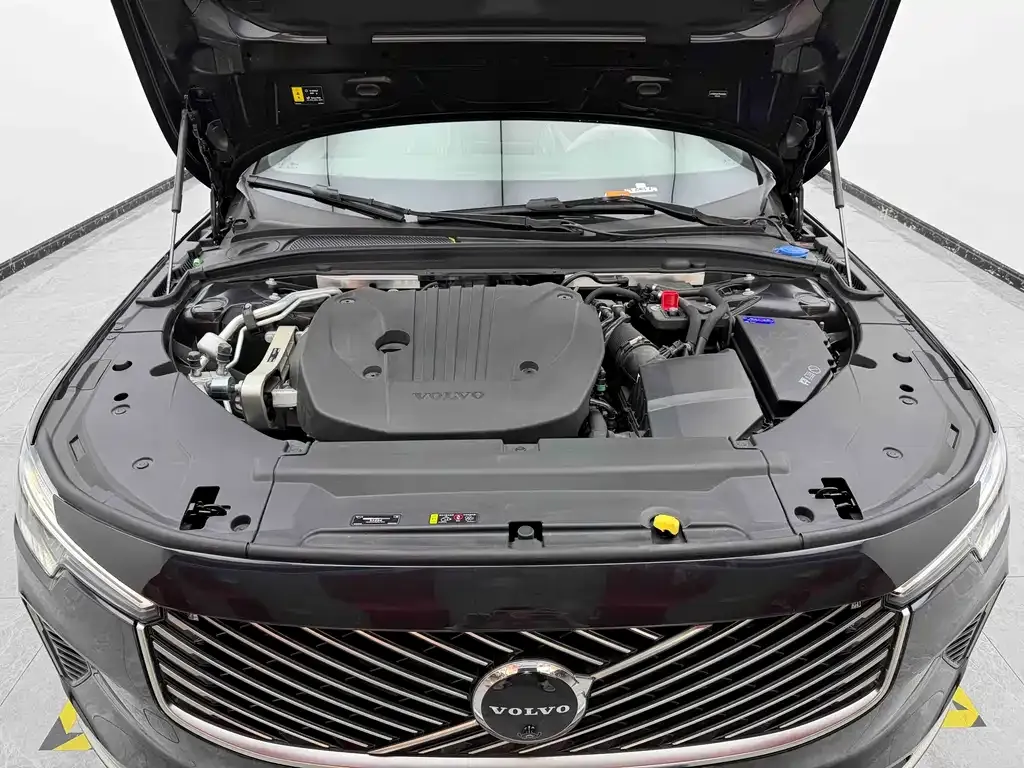 Volvo S90 — фото 8