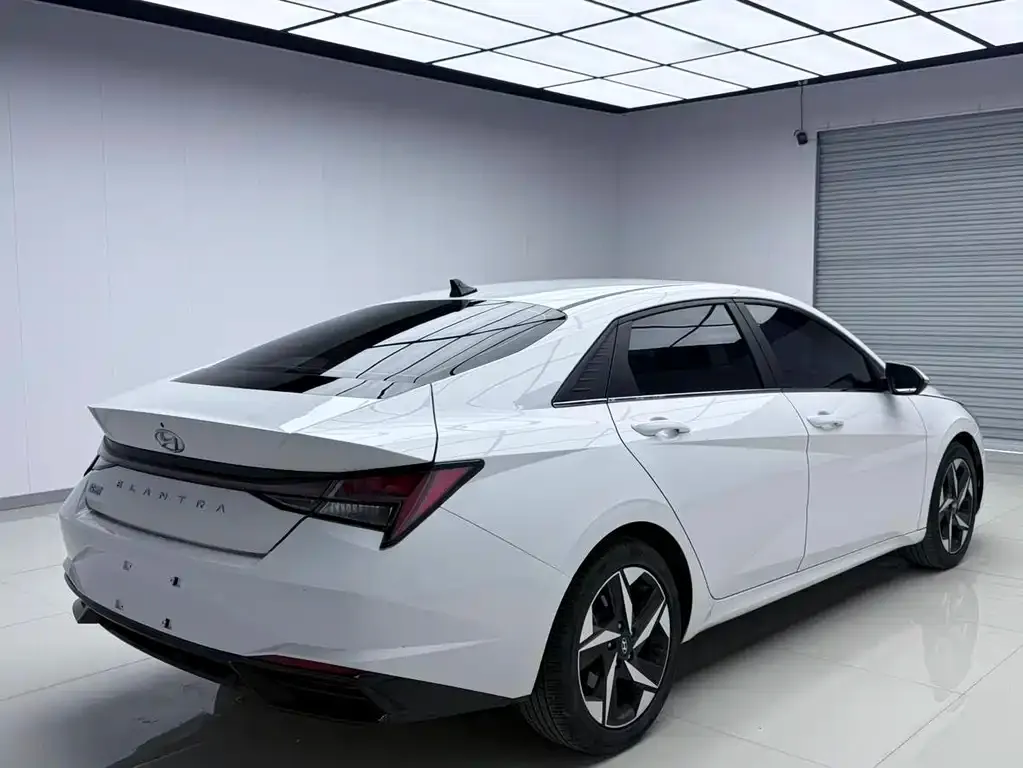 Hyundai Elantra 2022 из CN, фото 5