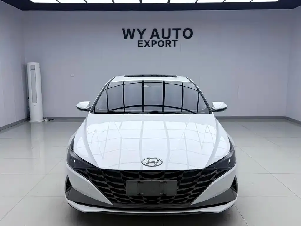 Hyundai Elantra 2022 из CN, фото 3