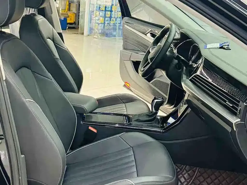 Volkswagen Passat — фото 9