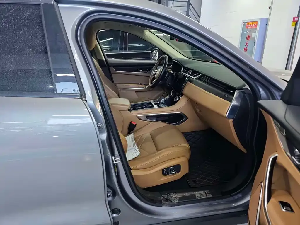 Jaguar F-PACE 2023 из CN, фото 9