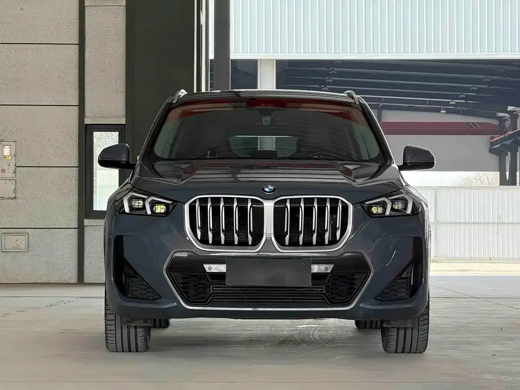 BMW X1 — фото 7