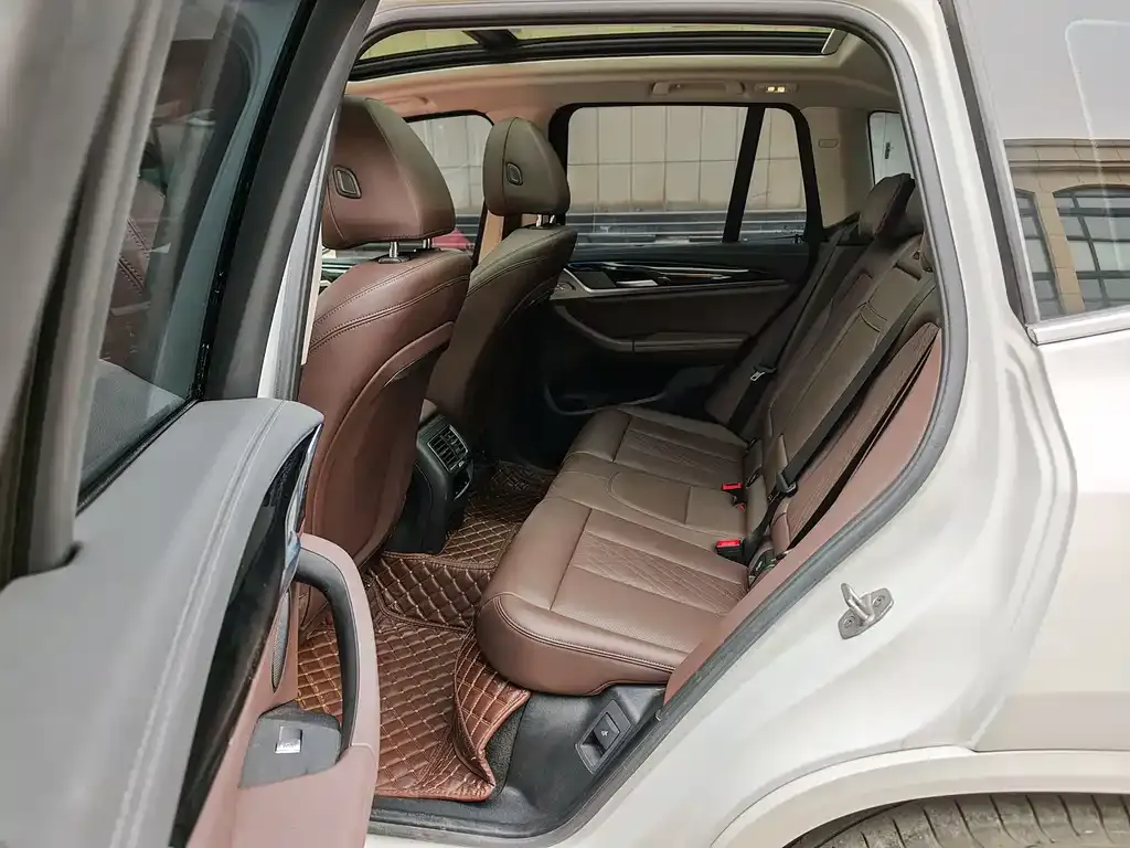 BMW iX3 2023 из CN, фото 4