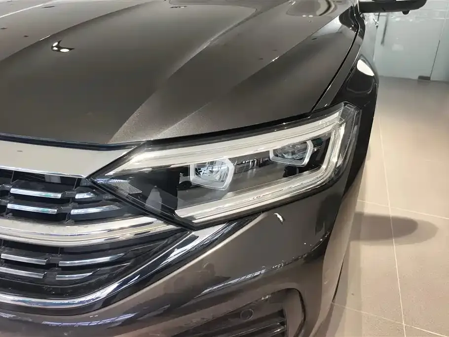 Volkswagen Sagitar 2023 из CN, фото 4