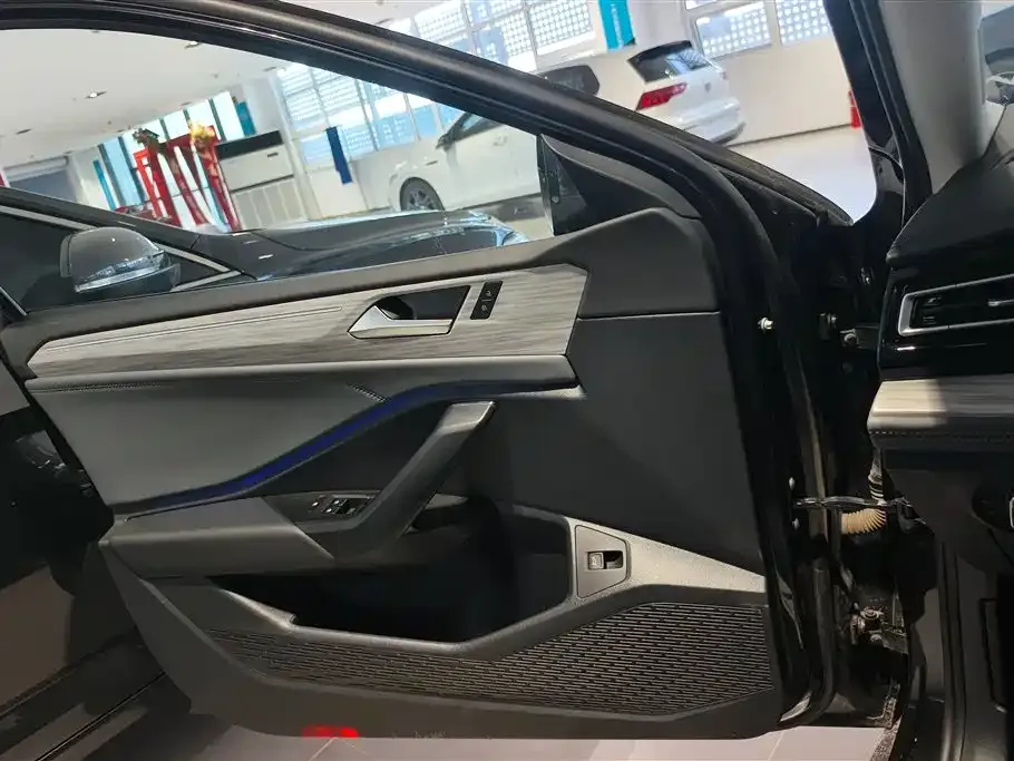 Volkswagen Sagitar 2023 из CN, фото 6