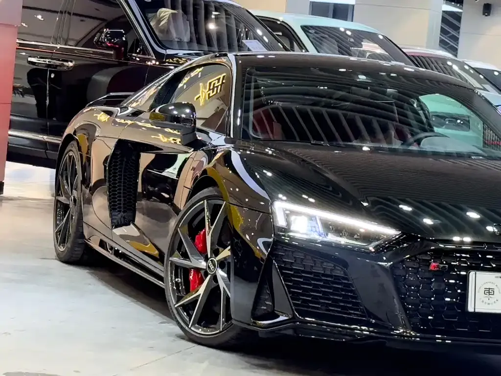 Audi R8 2023 из CN, фото 3