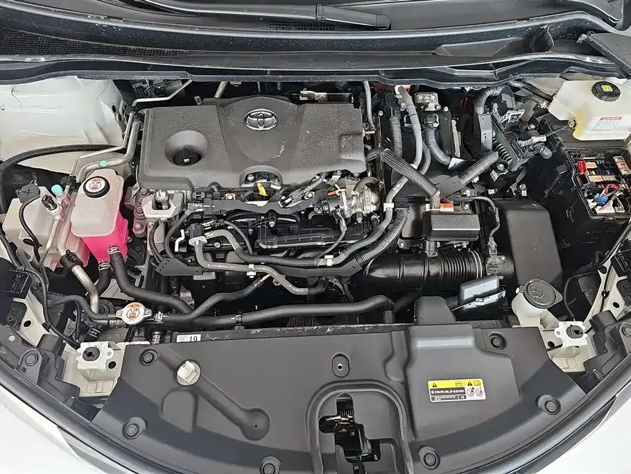 Toyota Granvia — фото 9