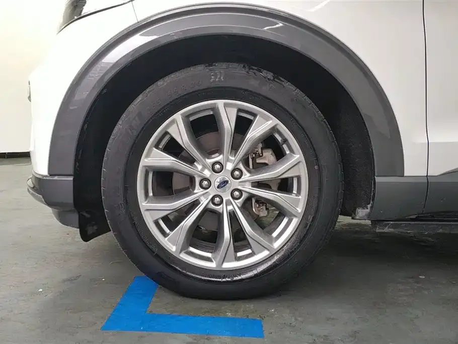 Ford Explorer 2021 из CN, фото 9