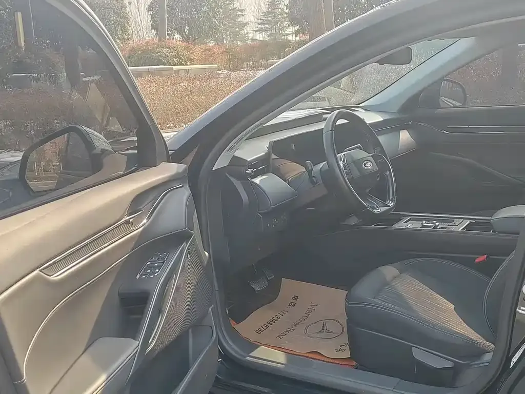 Ford Mondeo 2023 из CN, фото 6
