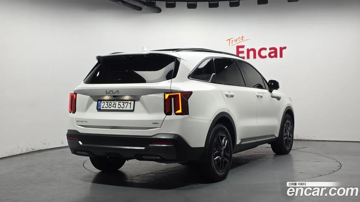 Kia Sorento — фото 2