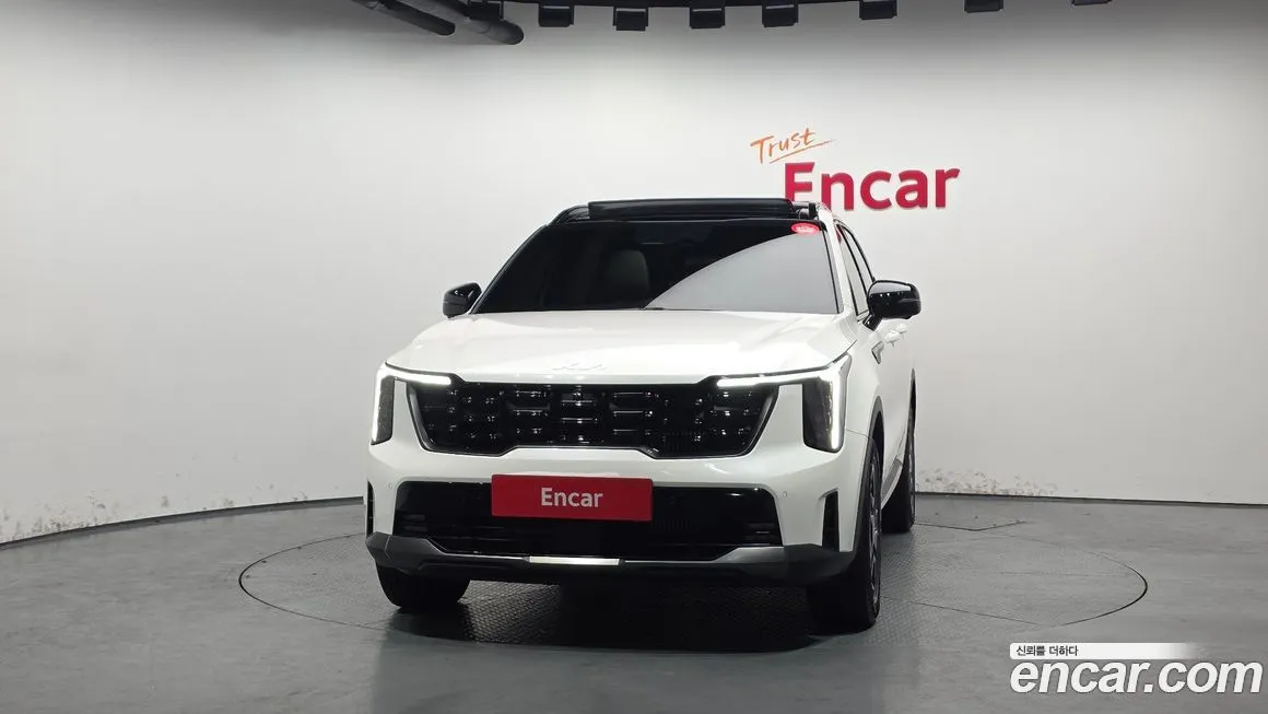 Kia Sorento — фото 7