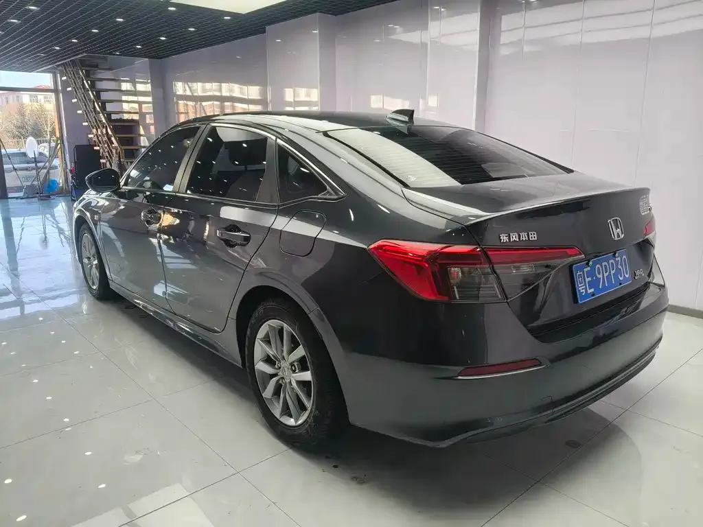 Honda Civic — фото 5