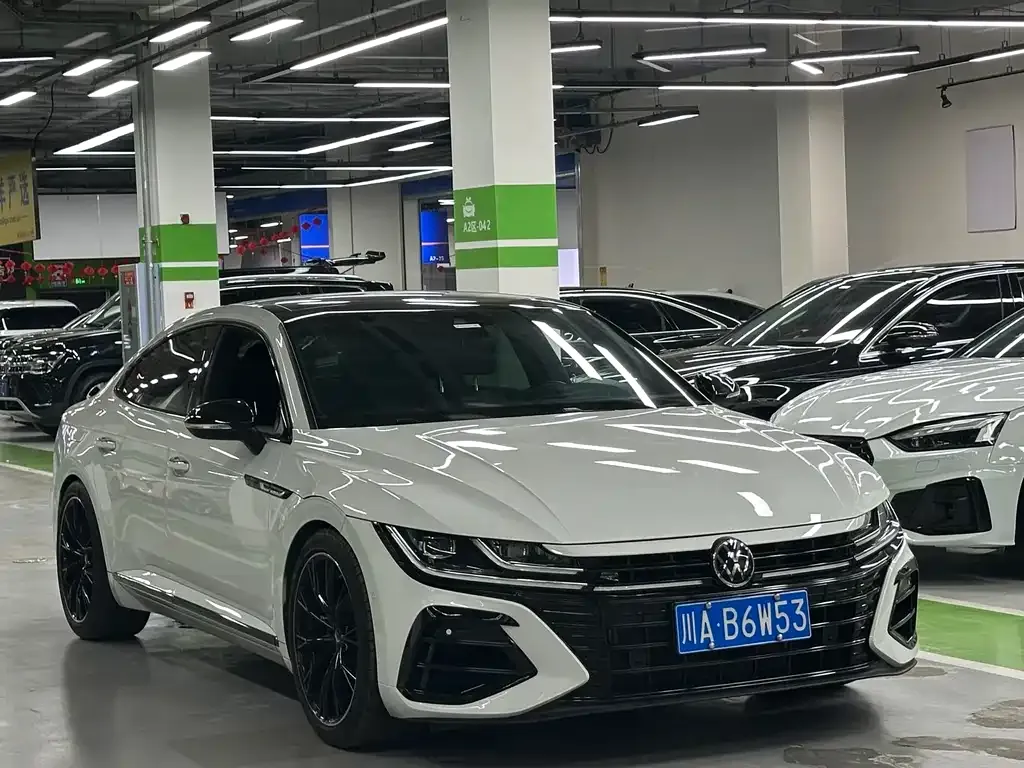 Volkswagen CC 2022 из CN, фото 8