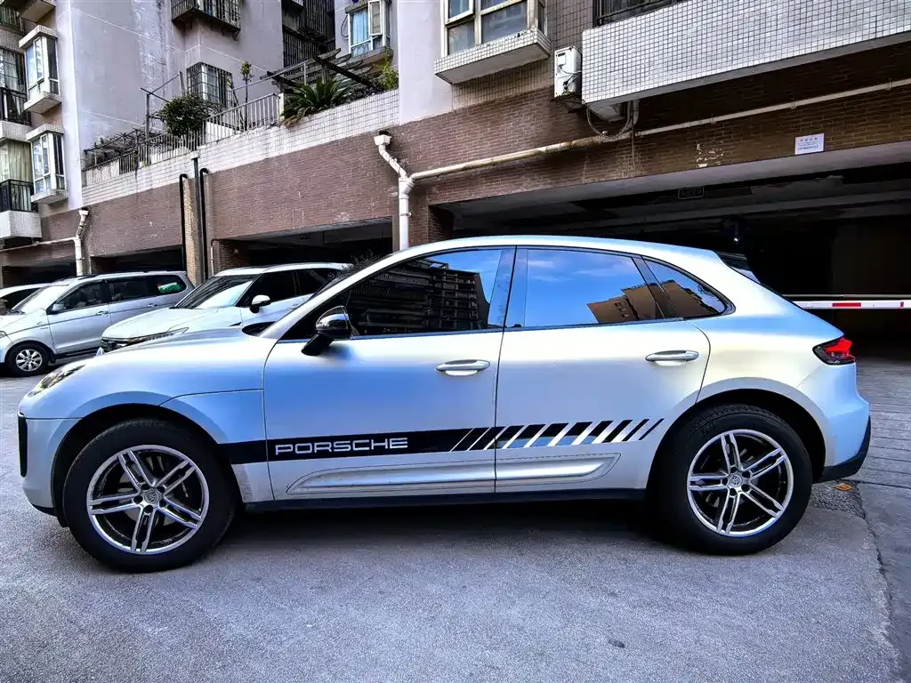 Porsche Macan — фото 5