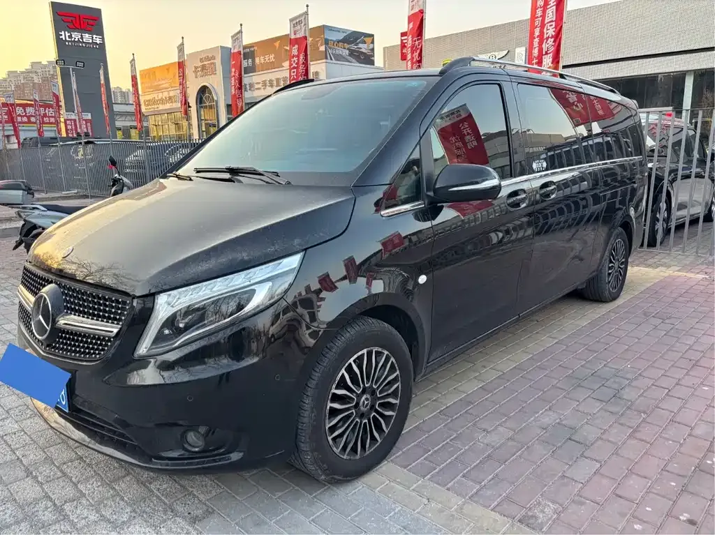 Mercedes-Benz Vito — фото 1