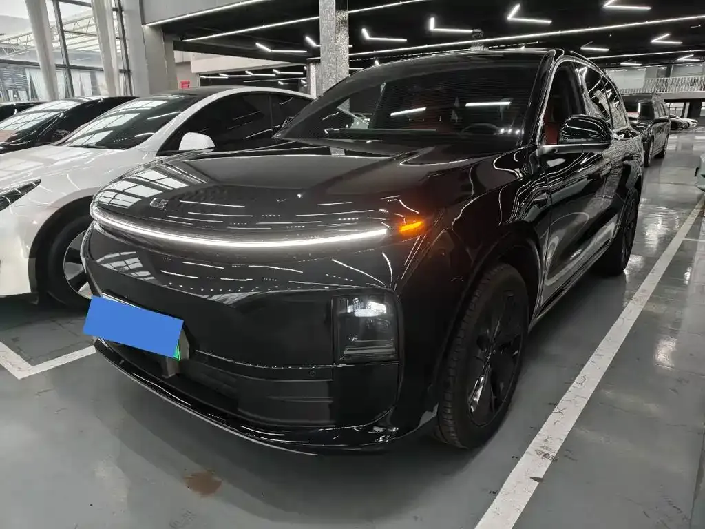 Li Auto L6
