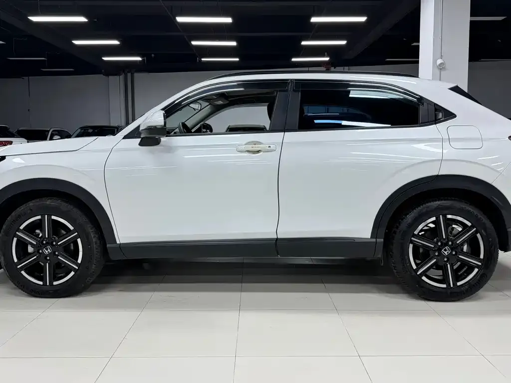Honda Vezel 2023 из CN, фото 10