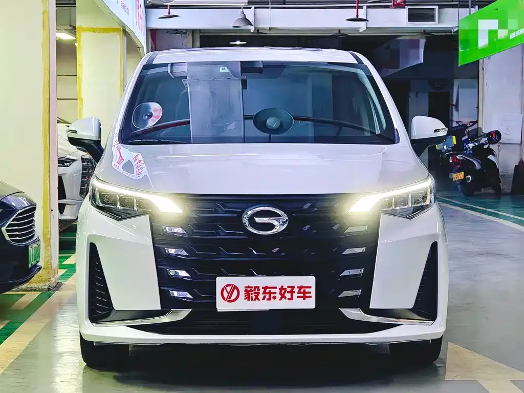 GAC Motor Trumpchi M6 — фото 9