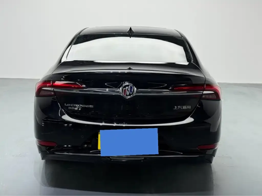 Buick LaCrosse 2023 из CN, фото 2