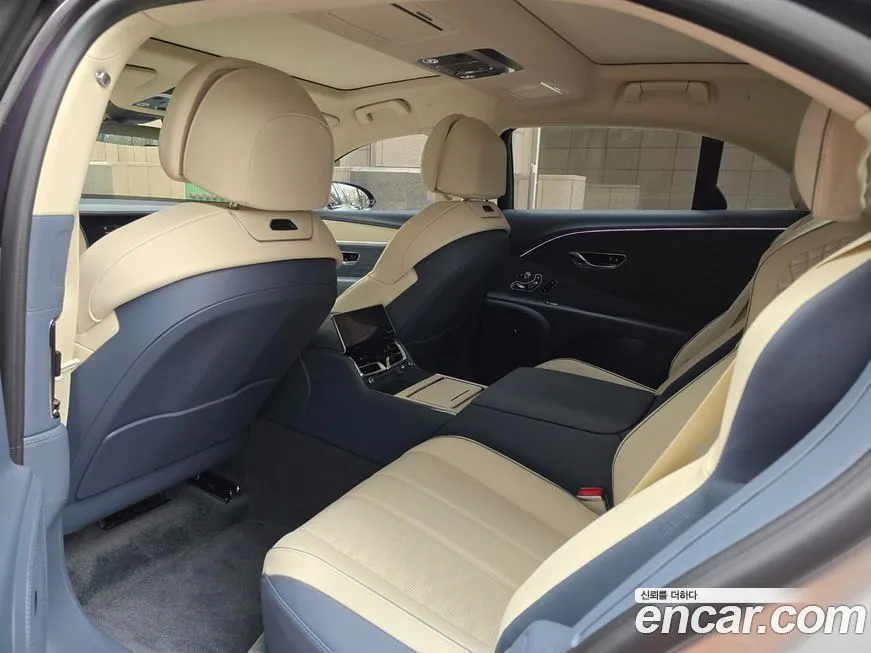 Bentley Flying Spur 2026 из KR, фото 3