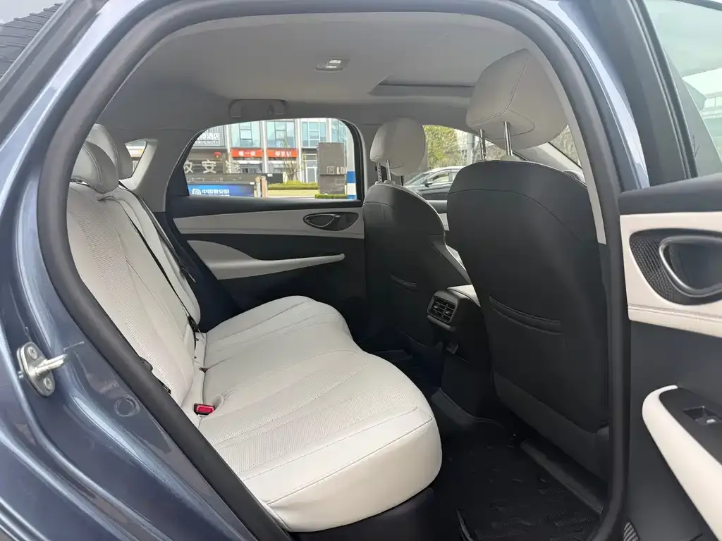 BYD Seal 05 DM-i — фото 2