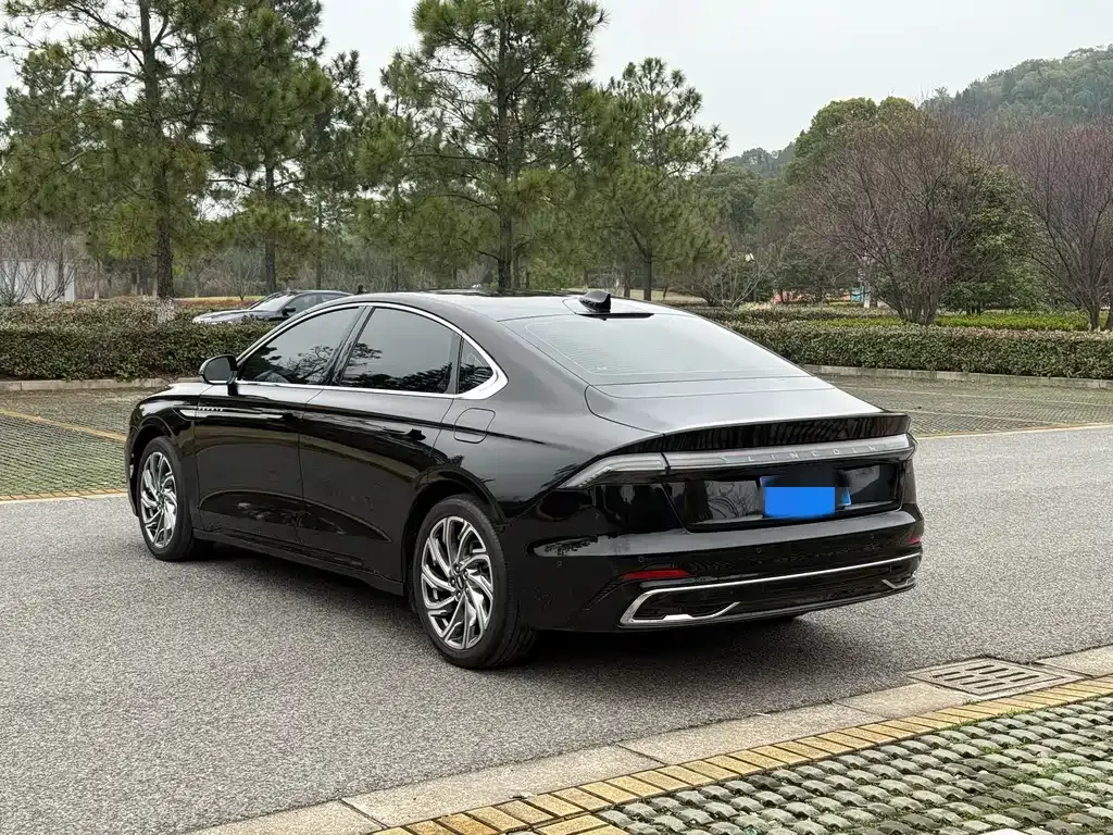 Lincoln Z 2024 из CN, фото 8
