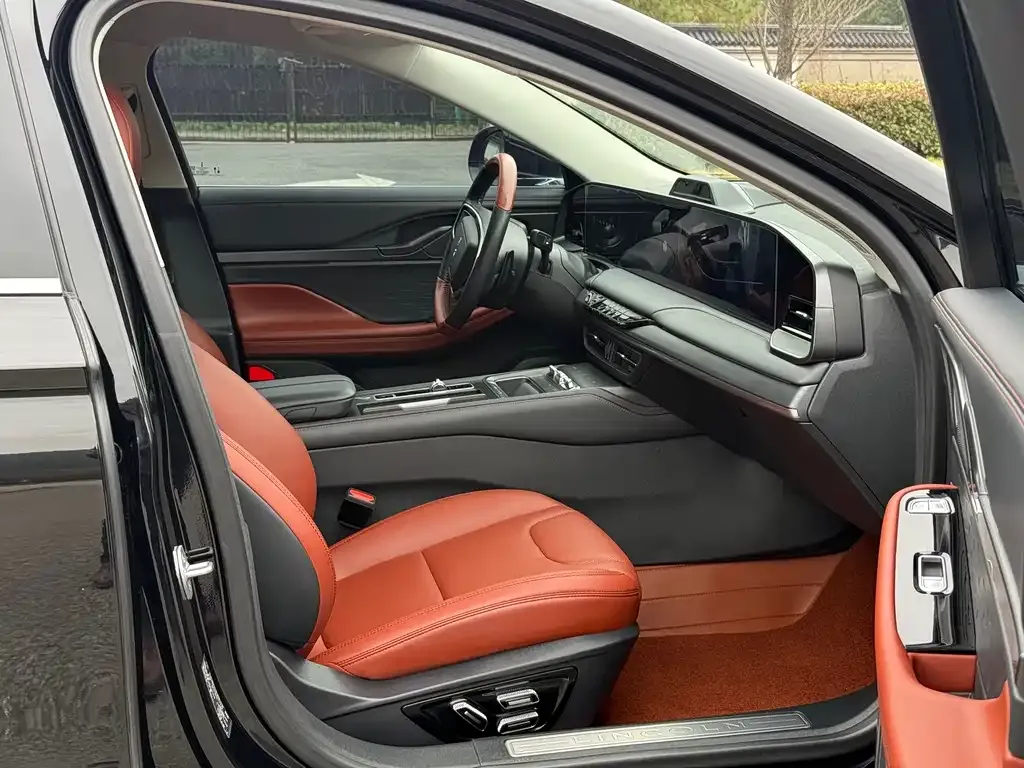 Lincoln Z 2024 из CN, фото 2