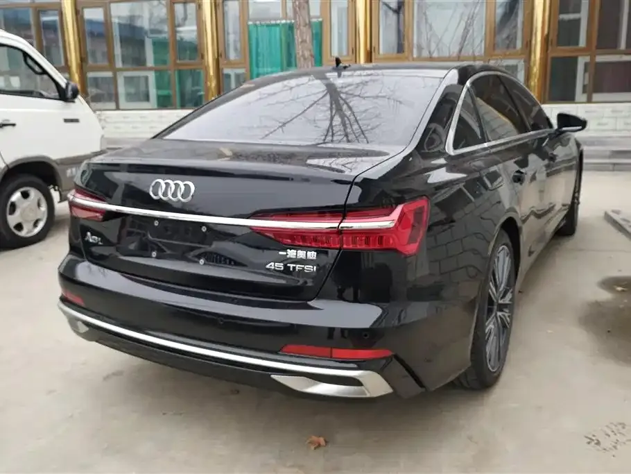 Audi A6L 2025 из CN, фото 7