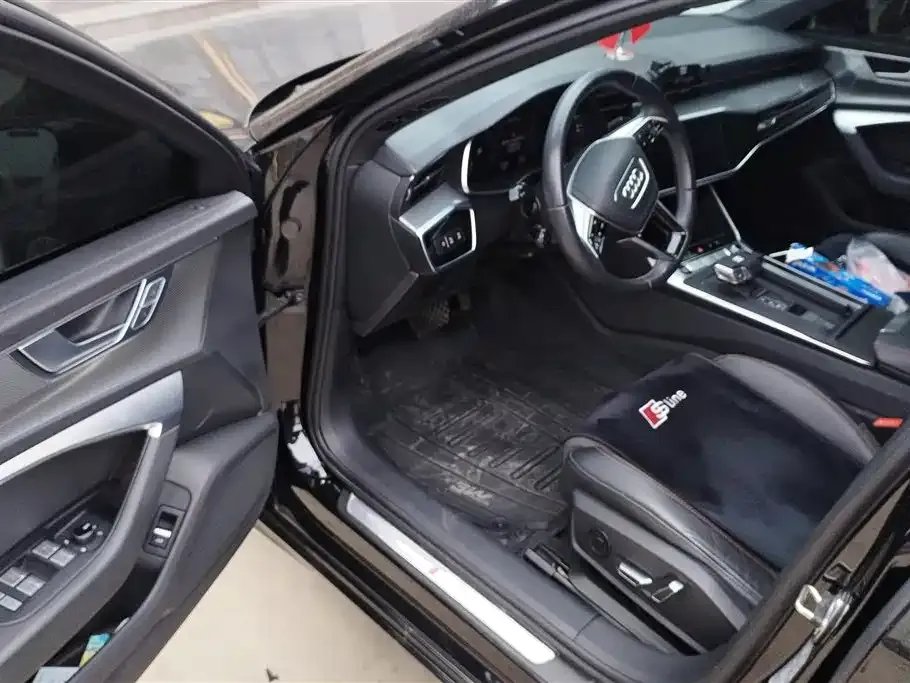 Audi A6L 2025 из CN, фото 4