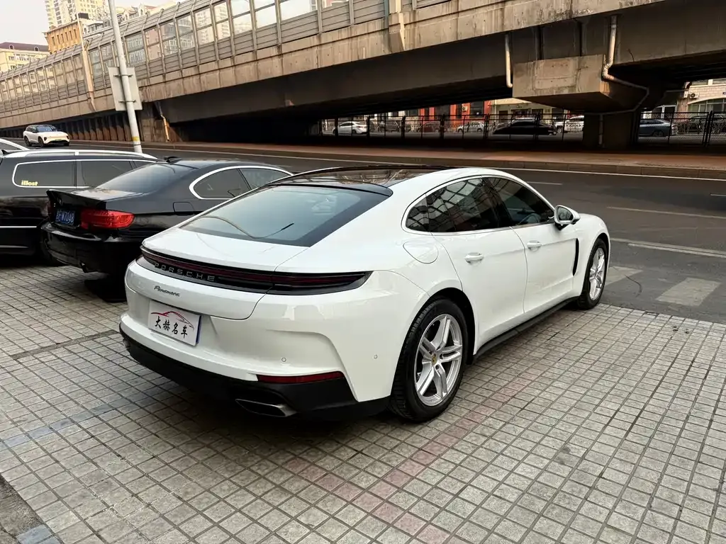 Porsche Panamera — фото 5