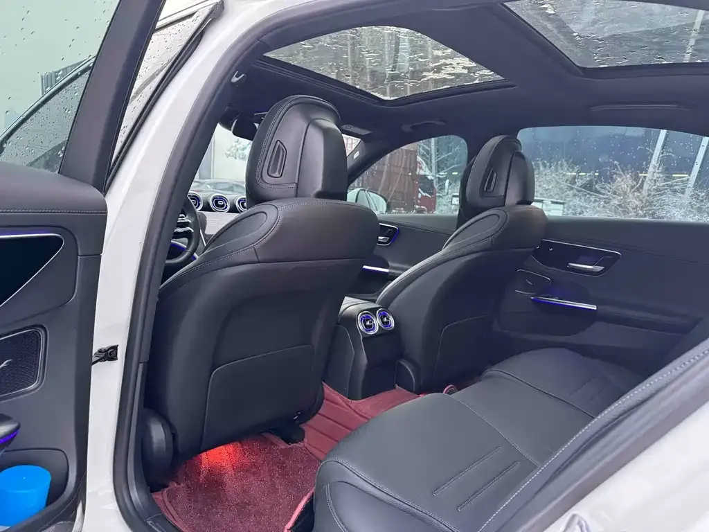 Mercedes-Benz C-Class 2024 из CN, фото 6