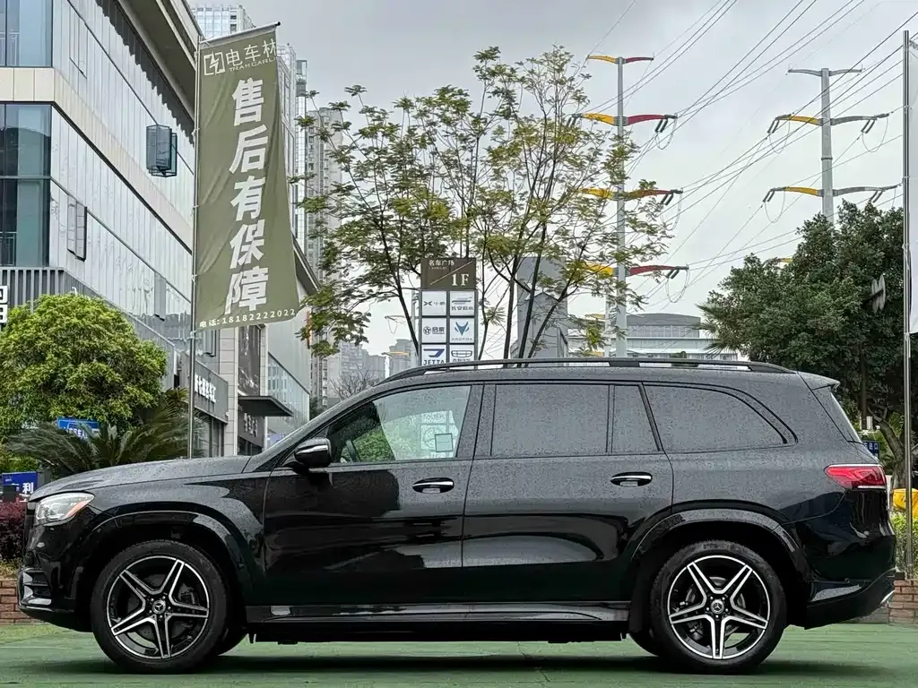 Mercedes-Benz GLS — фото 10