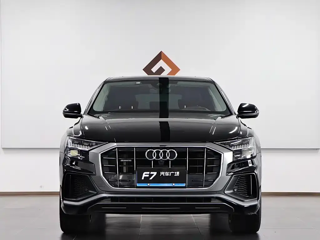 Audi Q8 2022 из CN, фото 2