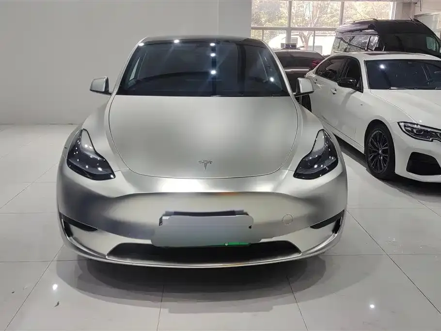 Tesla Model Y — фото 2