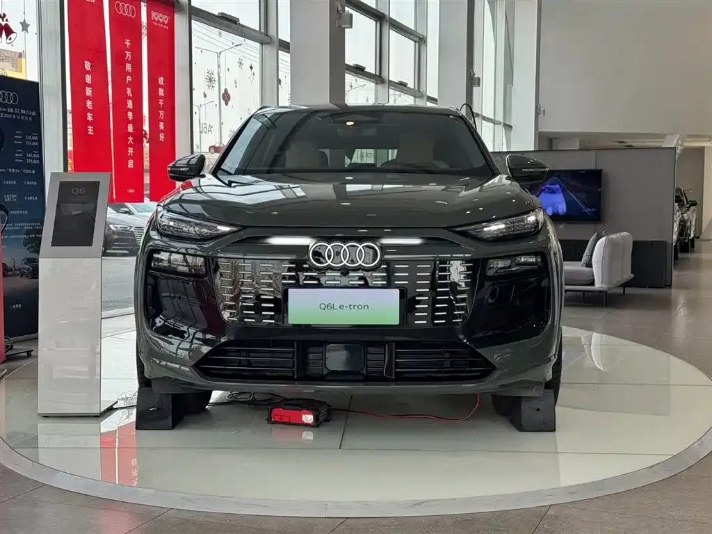 Audi Q6L e-tron — фото 9